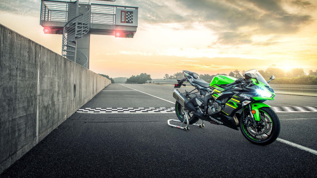 Green motorcycle sunset road wall free wallpaper for desktop - medium preview image