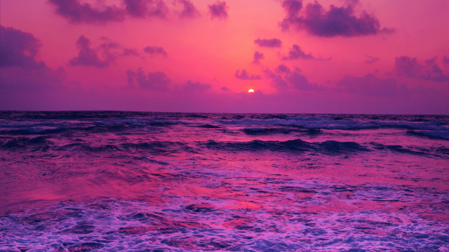 Sunset ocean pink sky clouds free wallpaper for desktop - medium preview image
