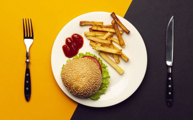 Plate hamburger fries knife fork free wallpaper for desktop - medium preview image