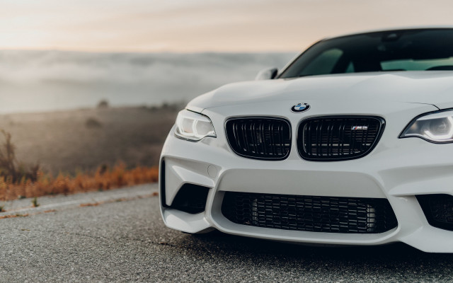 White bmw car fog mountain free wallpaper for desktop - medium preview image