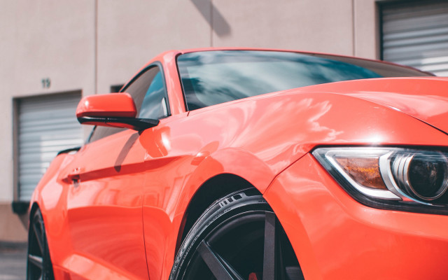 Car building garage door closeup free wallpaper for desktop - medium preview image