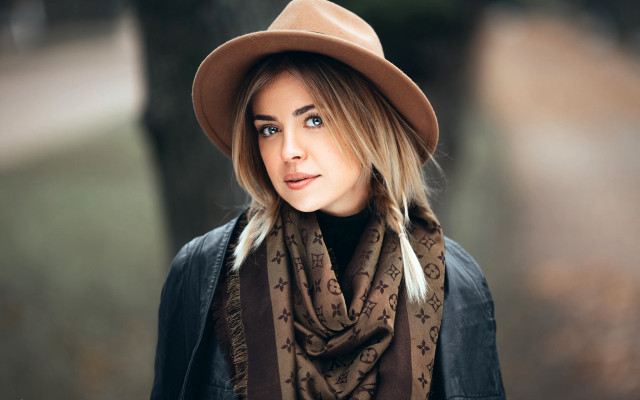 Woman hat scarf park portrait free wallpaper for desktop - medium preview image