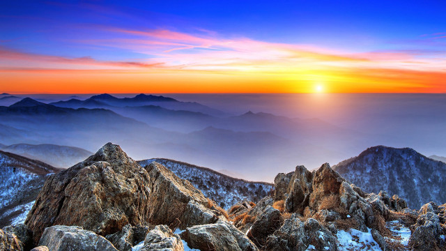 Mountain sunset rocks snow nature free wallpaper for desktop - medium preview image