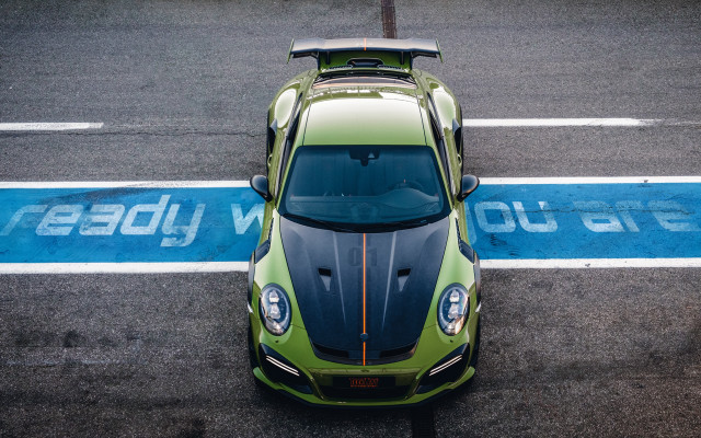 Green blue car street puzzle free wallpaper for desktop - medium preview image