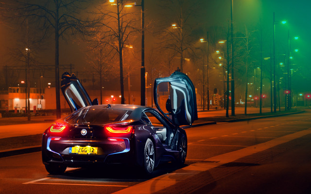 City street night open door free wallpaper for desktop - medium preview image