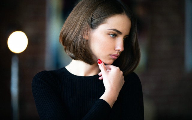 Eszter mattioni red nails black free wallpaper for desktop - medium preview image