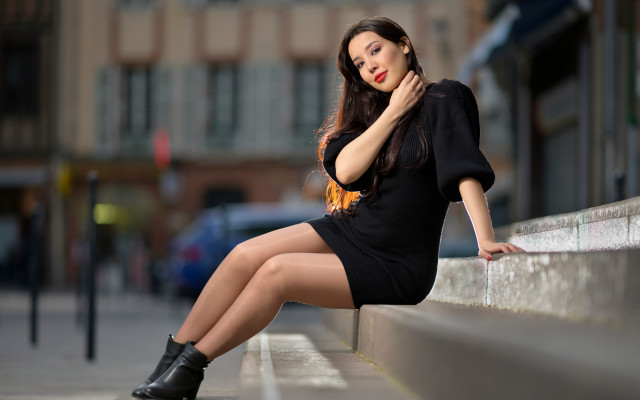 Woman black dress portrait bokeh free wallpaper for desktop - medium preview image