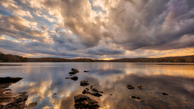 Lake rocks water clouds trees free wallpaper for desktop - medium preview image
