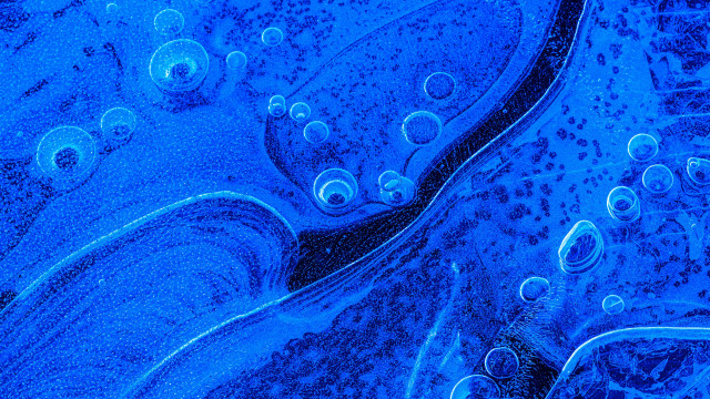 Blue bubbles underwater phone generative free wallpaper for desktop - medium preview image
