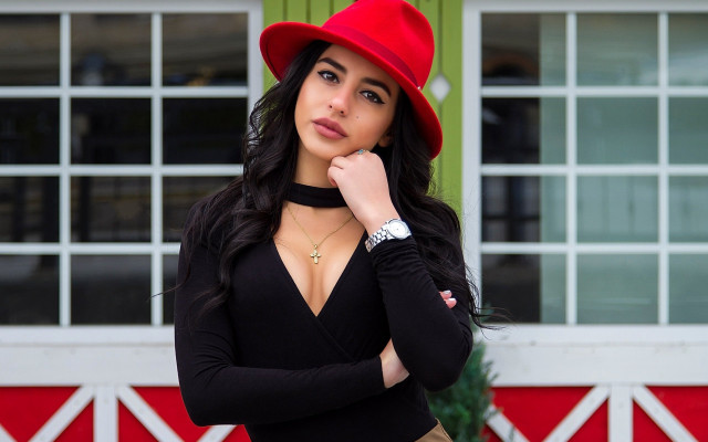 Red hat black dress green free wallpaper for desktop - medium preview image