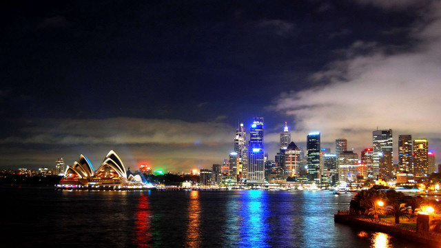 Australian tonalism cityscape night water free wallpaper for desktop - medium preview image