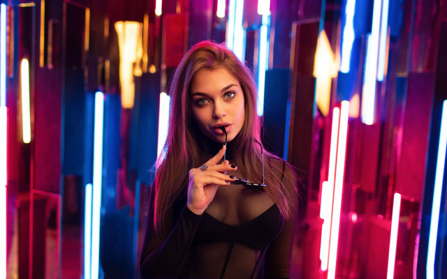 Surprised woman hologram neon jewelry free wallpaper for desktop - medium preview image