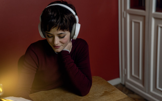 Woman headphones reading table lamp free wallpaper for desktop - medium preview image