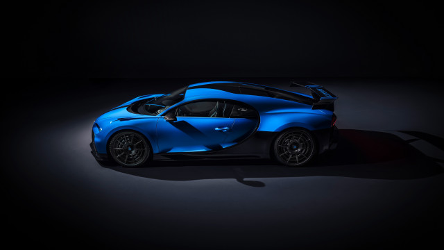 Blue sports car dark room #14 free wallpaper for desktop - medium preview image