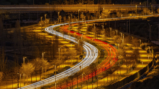 Long exposure highway night cityscape free wallpaper for desktop - medium preview image