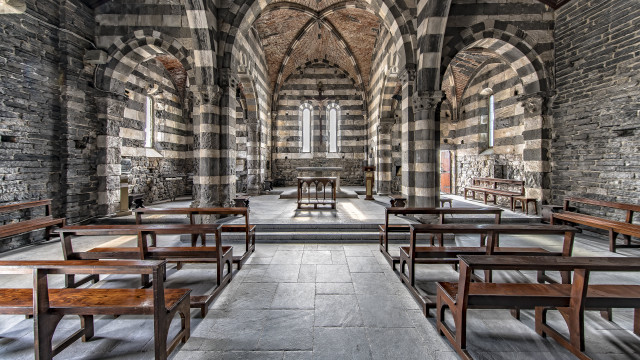 Romanesque church architecture cityscape bridge free wallpaper for desktop - medium preview image