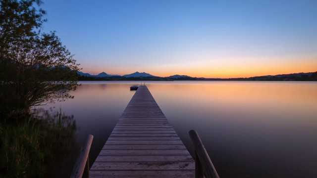 Lake dock boat sunset nature free wallpaper for desktop - medium preview image