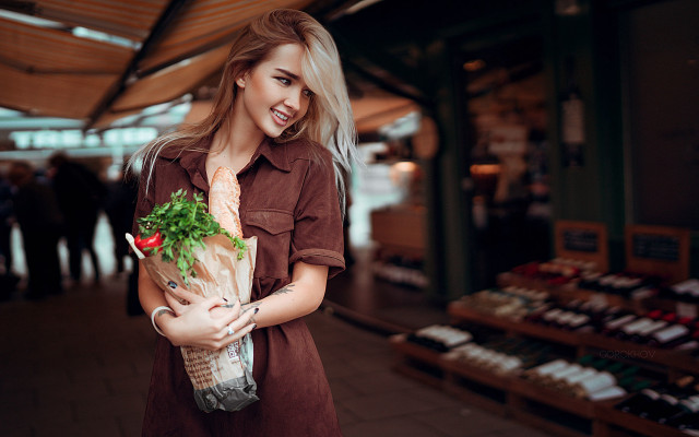 Marketwoman vegetables shoes blonde makeup free wallpaper for desktop - medium preview image