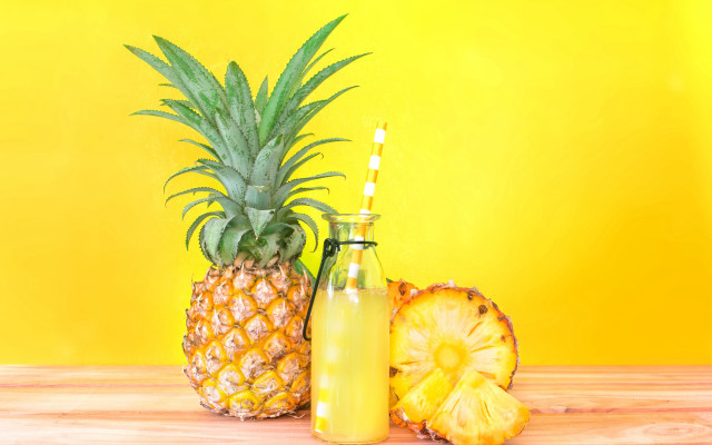 Pineapple drink yellow background sunset free wallpaper for desktop - medium preview image