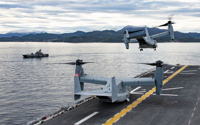 Plane ship boat ocean sky free wallpaper for desktop - medium preview image