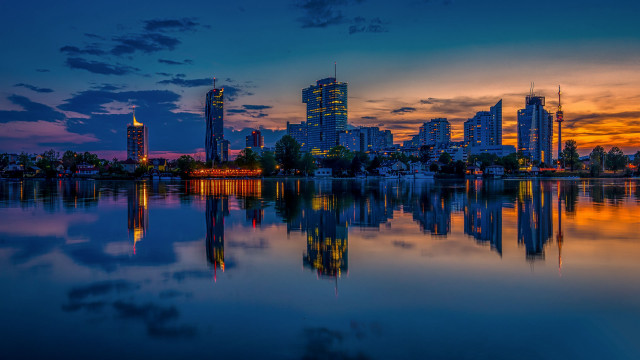 City skyline reflection sunset water #3 free wallpaper for desktop - medium preview image