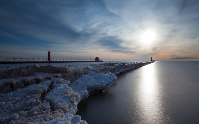 Lighthouse pier snow ice sun free wallpaper for desktop - medium preview image
