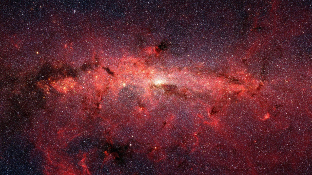 Large star cluster red center free wallpaper for desktop - medium preview image