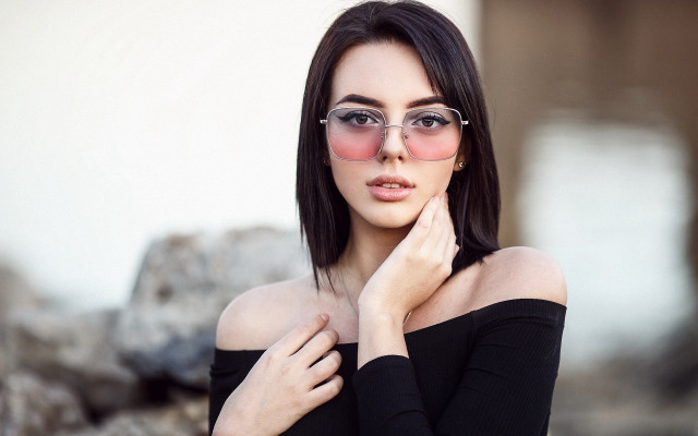 Woman glasses portrait bare shoulders free wallpaper for desktop - medium preview image