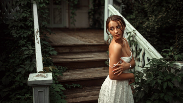 Woman white dress stairs ivy free wallpaper for desktop - medium preview image