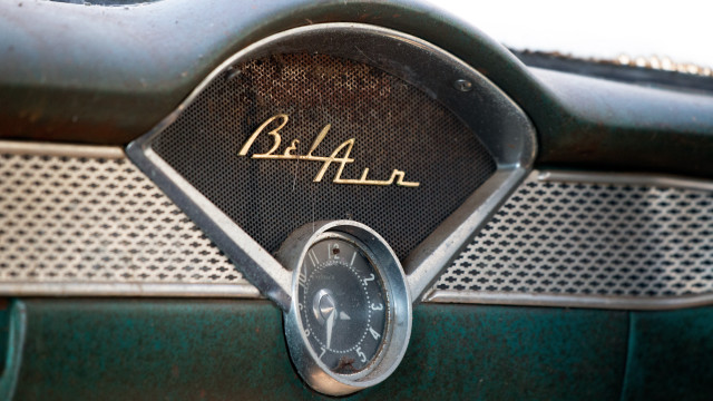 Radio clock blaar stilllife cellphone free wallpaper for desktop - medium preview image