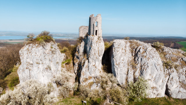 Castle rock outcrop field trees free wallpaper for desktop - medium preview image