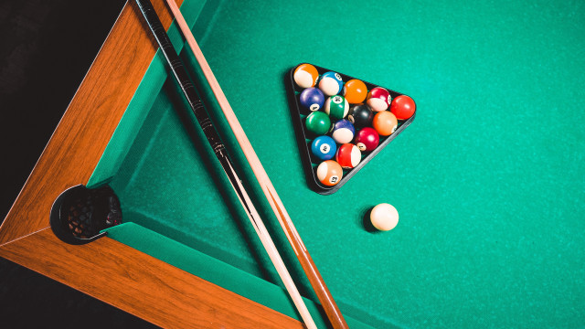 Pool table triangle cues moon free wallpaper for desktop - medium preview image