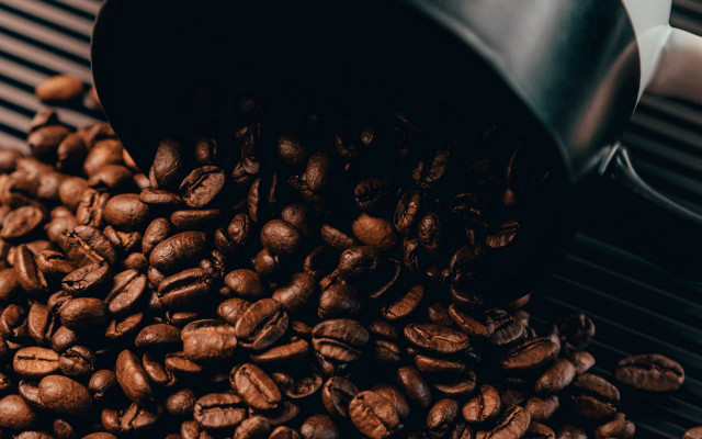 Coffee grinder scooping beans hyperrealism free wallpaper for desktop - medium preview image