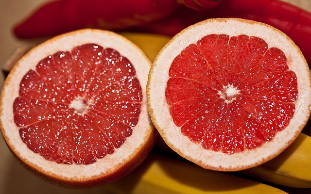 Grapefruit banana pepper plate food free wallpaper for desktop - medium preview image