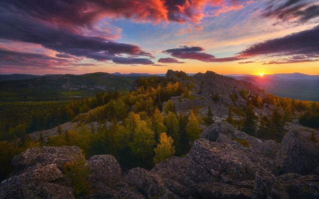 Sunset mountain forest clouds dusk free wallpaper for desktop - medium preview image