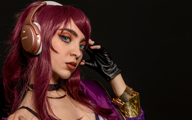 Red haired woman purple dress free wallpaper for desktop - medium preview image