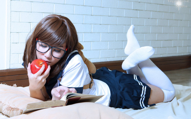 Girl reading apple bed cosplay free wallpaper for desktop - medium preview image