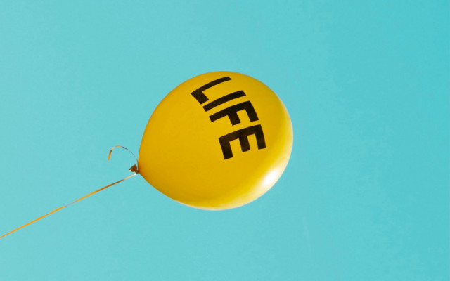 Yellow balloon life sky cloud free wallpaper for desktop - medium preview image