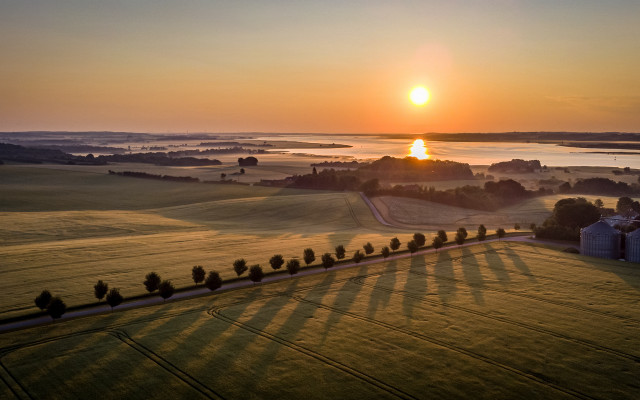 Sunset farm water trees puzzle free wallpaper for desktop - medium preview image