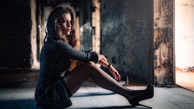 Woman crossed legs black stockings #2 free wallpaper for desktop - medium preview image