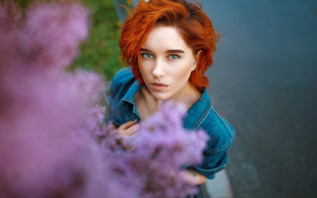 Redhair bush flower portrait blueeyes free wallpaper for desktop - medium preview image