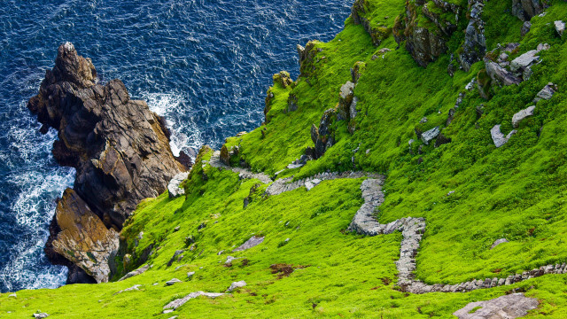 Rocky cliff path ocean green free wallpaper for desktop - medium preview image