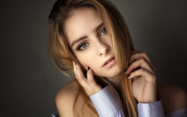 Woman long hair portrait nails free wallpaper for desktop - medium preview image