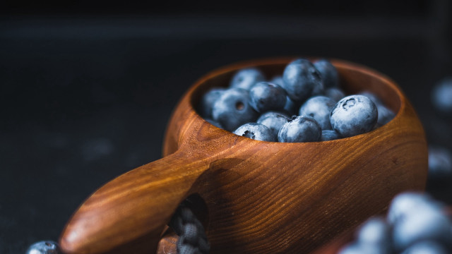 Wooden bowl blueberries table food free wallpaper for desktop - medium preview image
