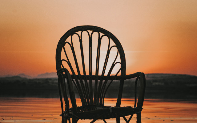 Beach sunset chair reflection minimalism free wallpaper for desktop - medium preview image