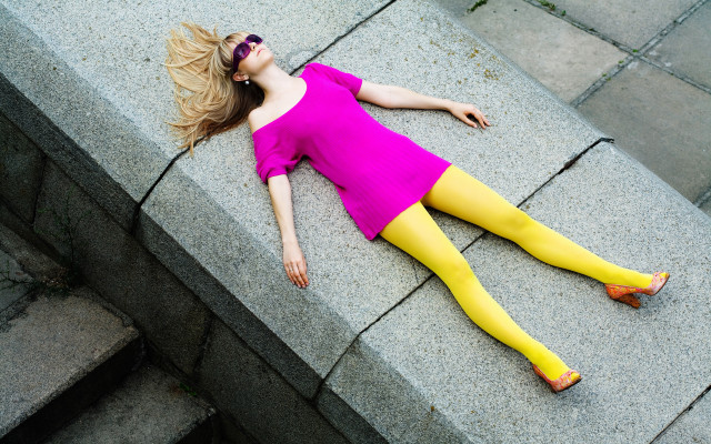 Woman pink dress ledge blonde free wallpaper for desktop - medium preview image