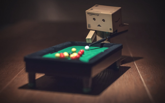 Robot pool game box shallow free wallpaper for desktop - medium preview image