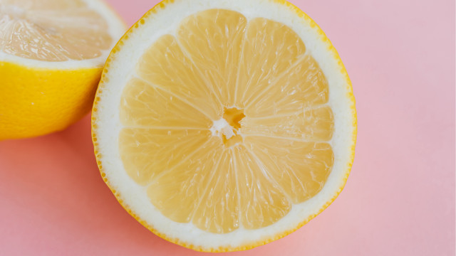 Lemon slice pink surface white free wallpaper for desktop - medium preview image