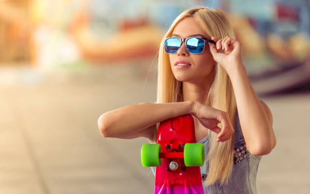 Woman sunglasses skateboard fashion blonde free wallpaper for desktop - medium preview image