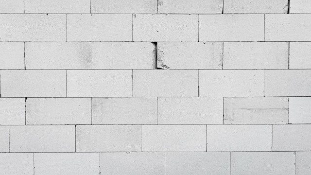 White brick wall crack clock free wallpaper for desktop - medium preview image